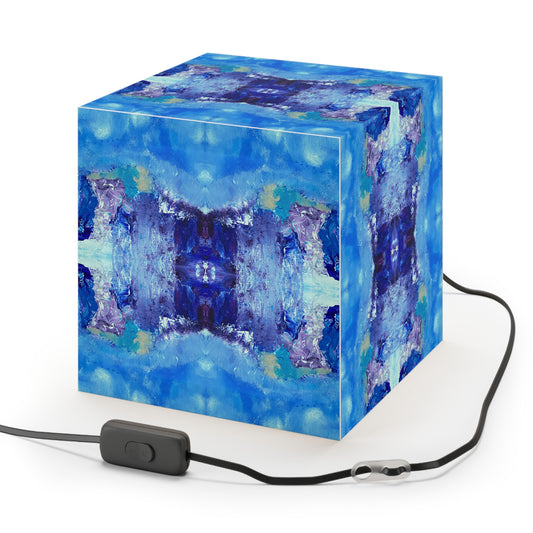 Jus Peak Light Cube Lamp