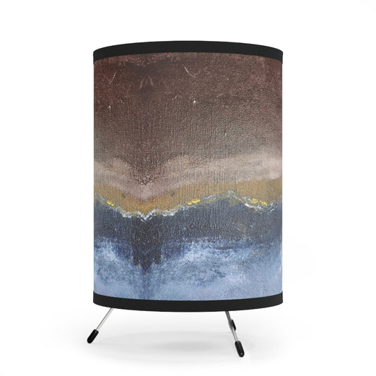 Birds Eye Tripod Lamp