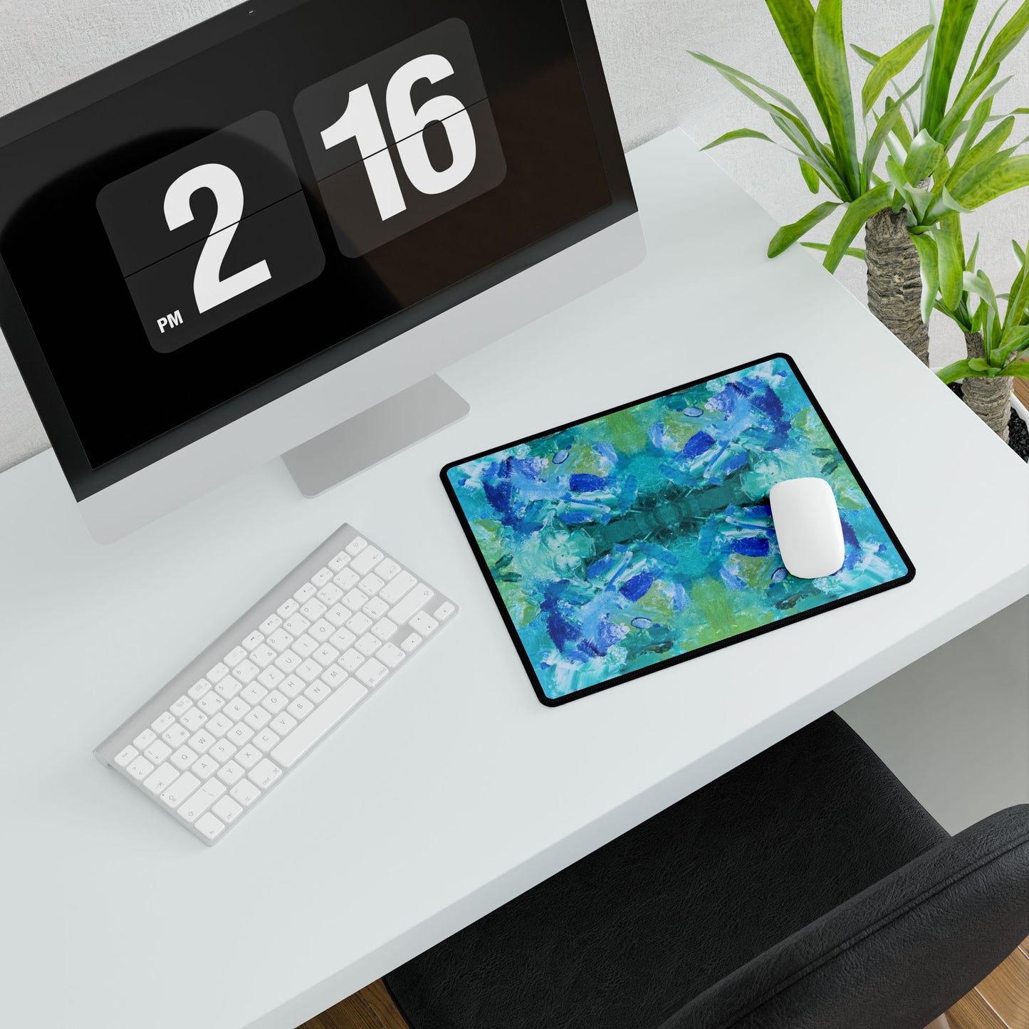 Sea Surchin Desk Mat