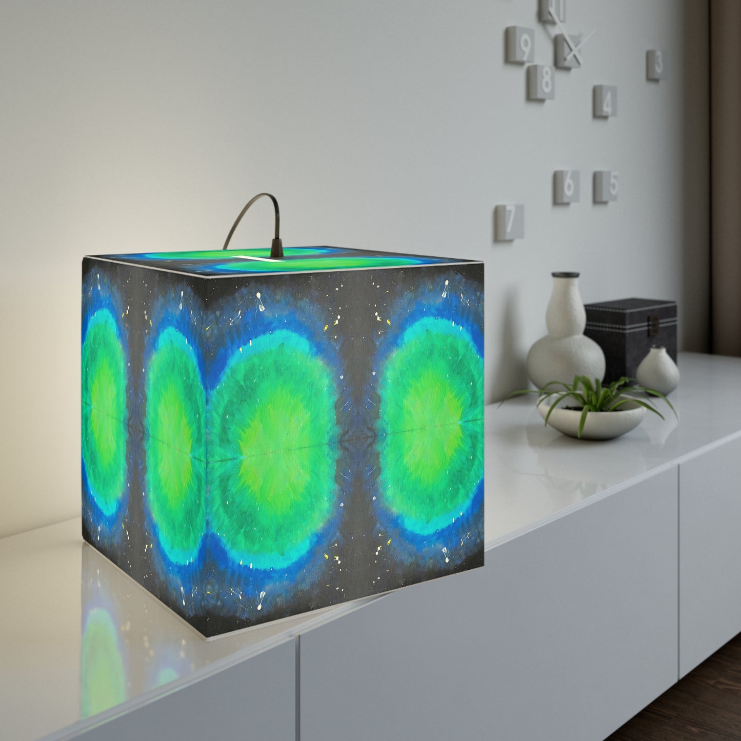 Still Big But Green Light Cube Lamp